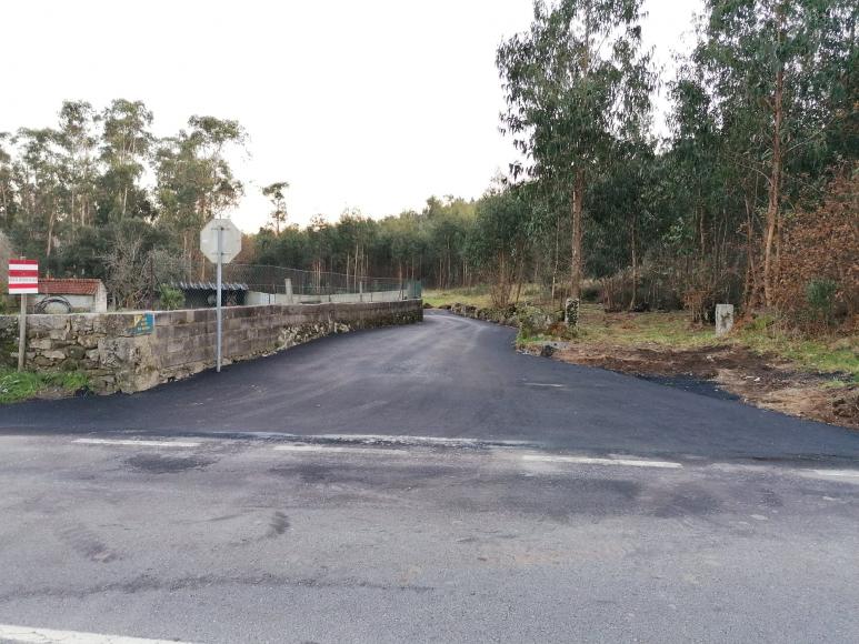 Pavimentação da Rua do Alto da Serra, em Feitos