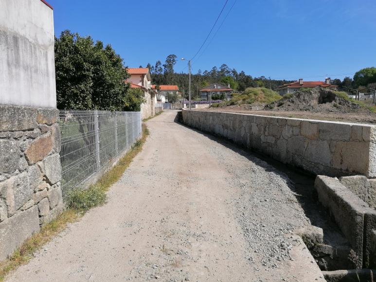 Alargamento na Zona de Cota Baixa da Rua da Fonte do Paço, em Vila Cova