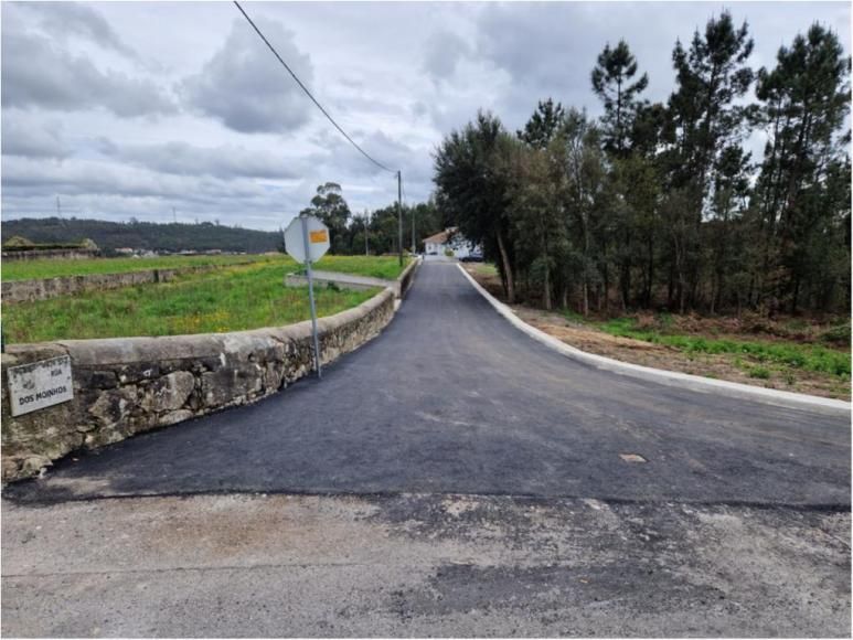 Pavimenta&ccedil;&atilde;o da Rua dos Moinhos, em Vila Cova