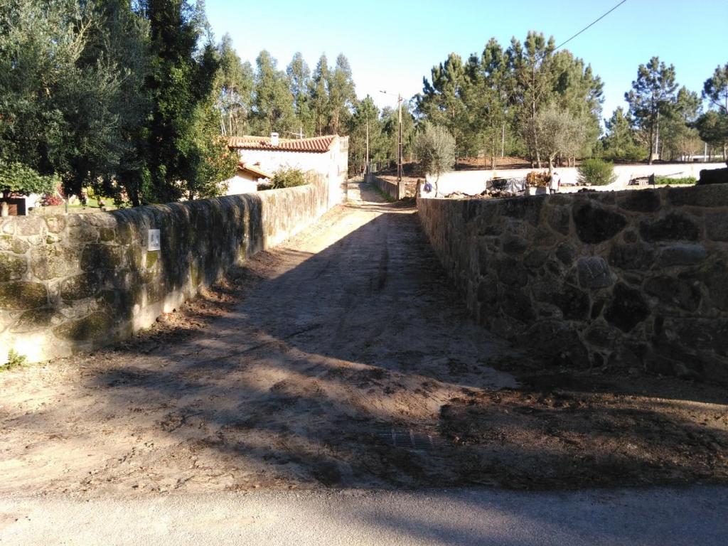 Alargamento da Rua da Moleira em Vila Cova