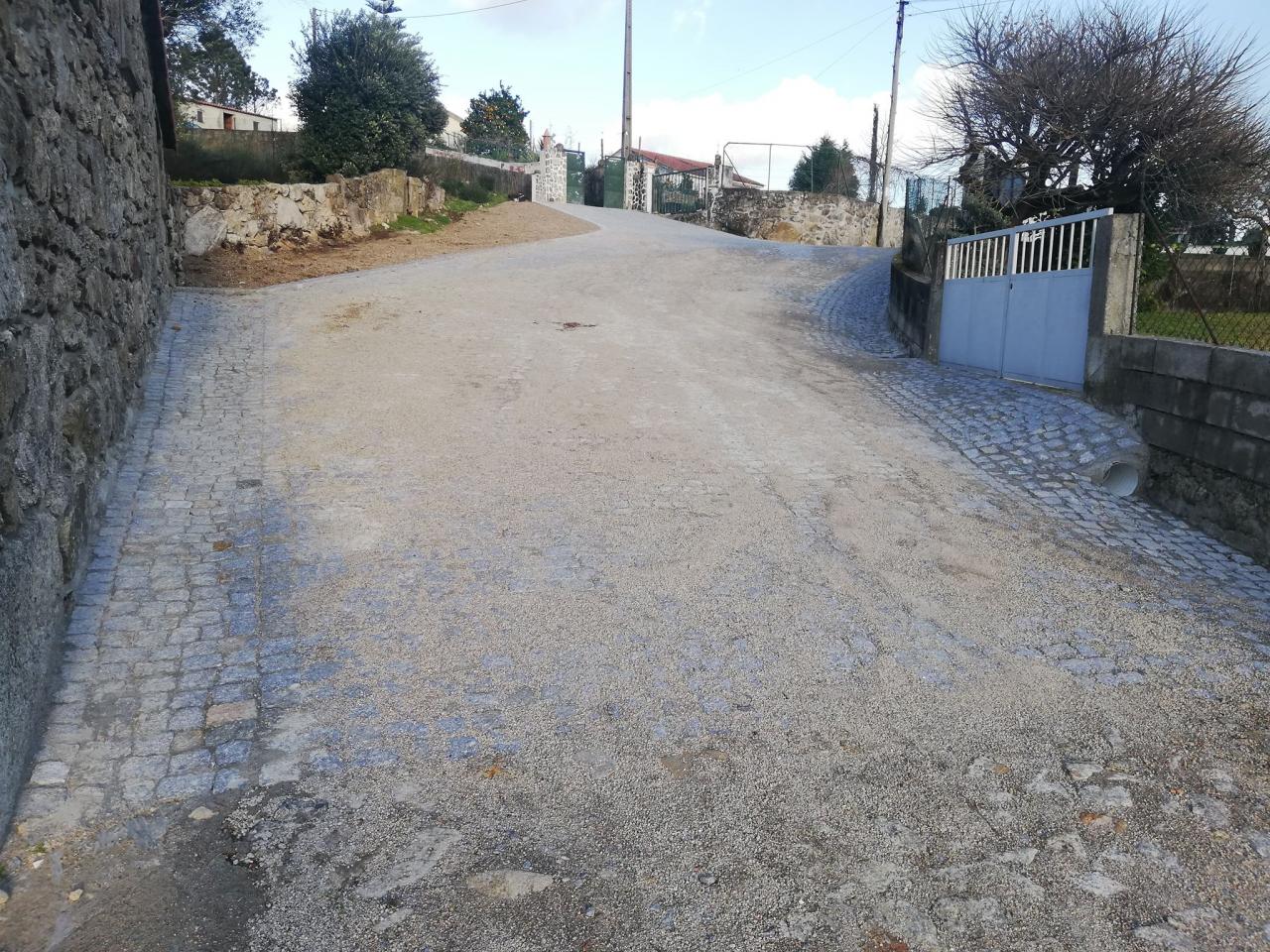 Pavimentação na Rua Davide Martins de Lima, em Vila Cova